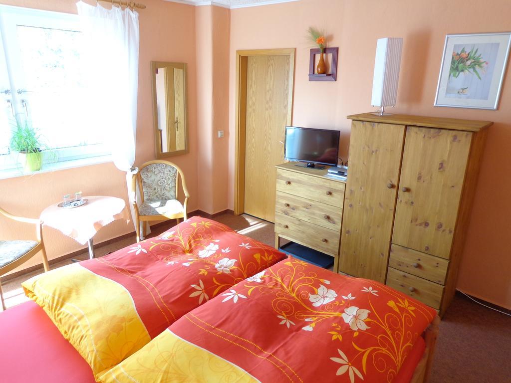 Pension Sonnenhuegel Markersdorf Δωμάτιο φωτογραφία